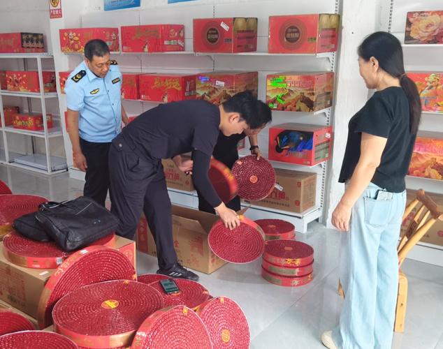 湖北省老河口市市场监管局严把节前烟花爆竹安全关